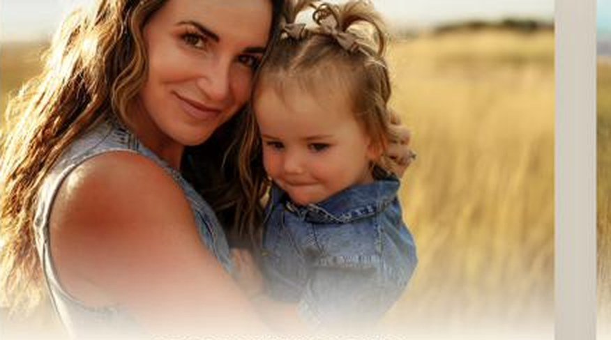 Lindsey and her daughter at golden hour